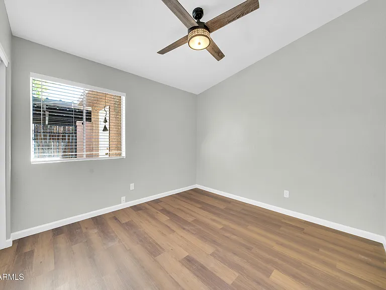 2845 E Tracy Ln #4 — Photo 11