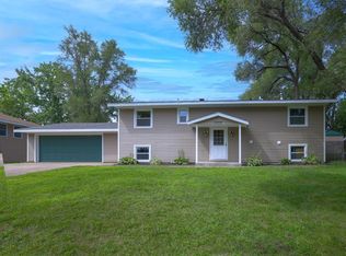 10508 Xavis St NW, Coon Rapids, MN 55433