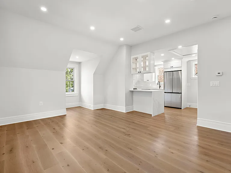 140 Shippen St #3 — Photo 6