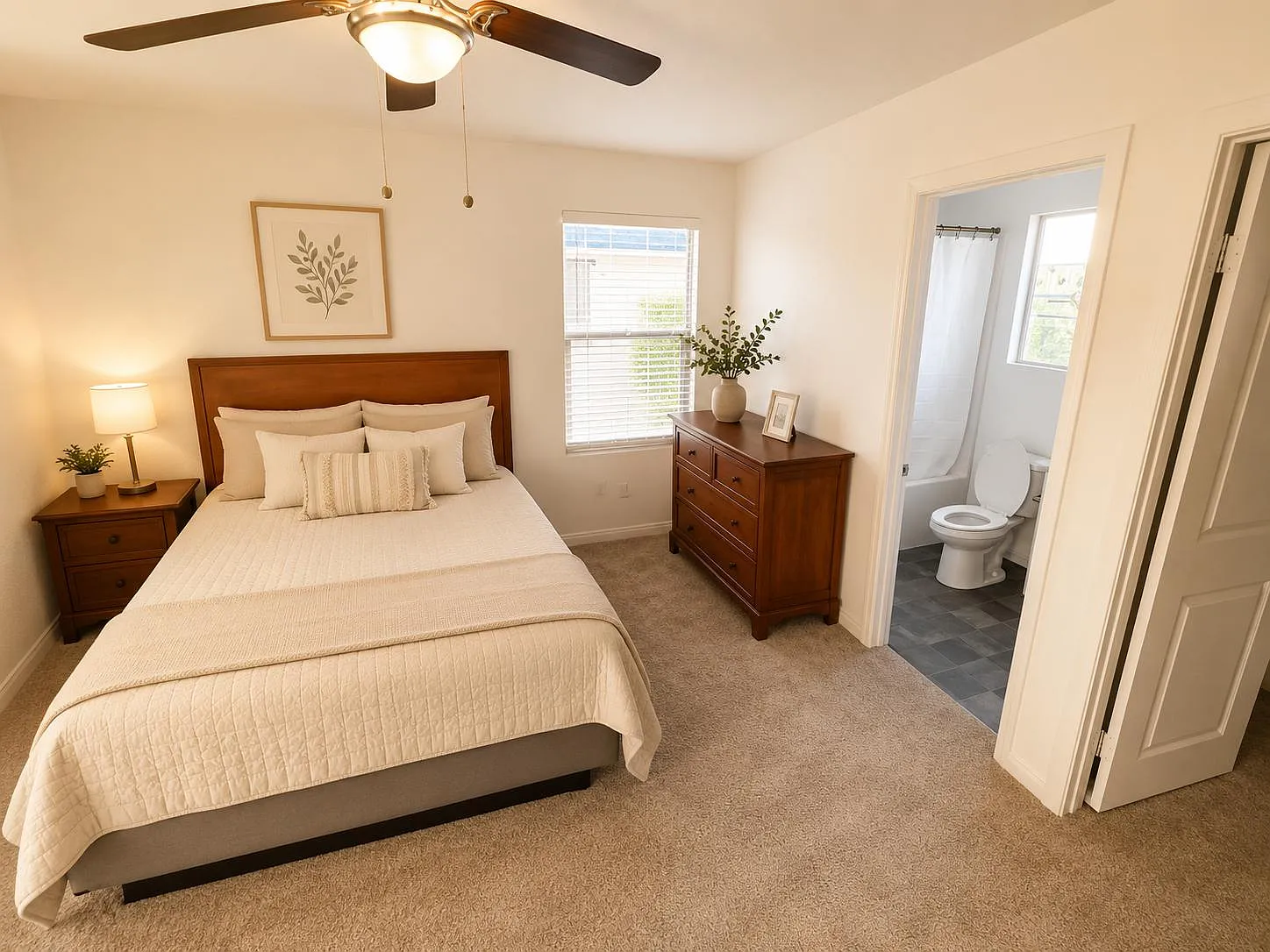 3 bed, 3.0 bath, 2801 sqft, $1,434 — Photo 1
