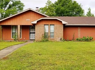 2401 Twisted Oak Dr, Jackson, MS 39212