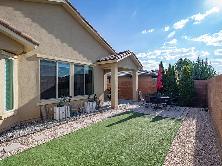 11439 Manzano Vista Ave SE — Photo 35
