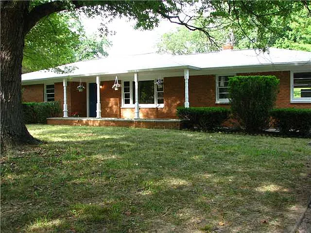 815 N State Road 267 photo 1