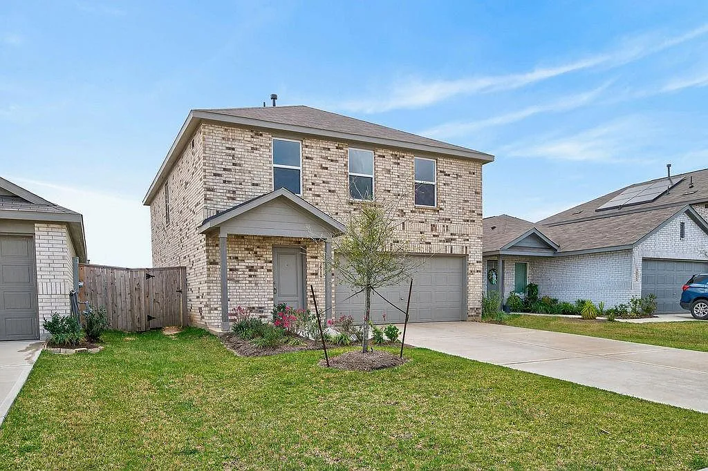 Building Photo - 26719 Prairie Smoke Ln
