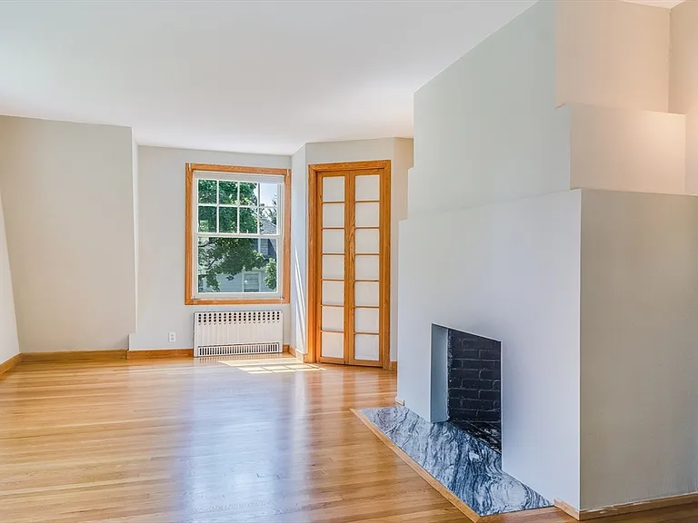 29 Devereaux St — Photo 24