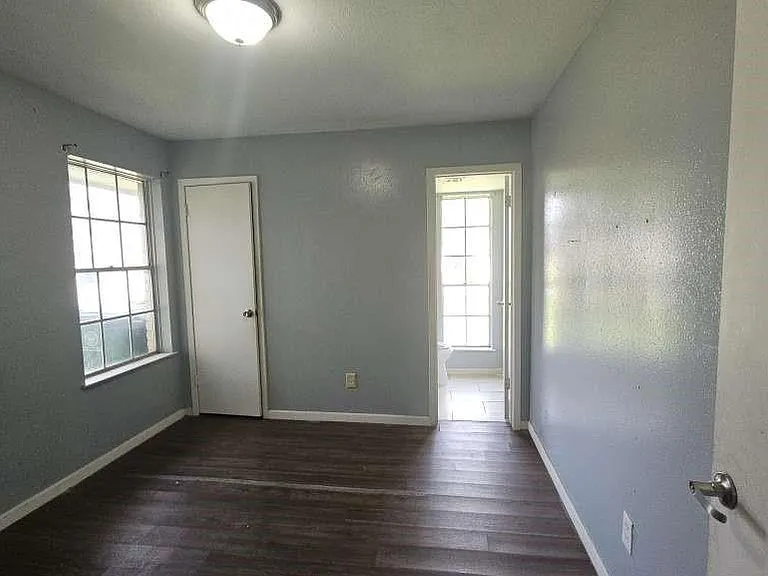 7623 Kellwood Dr — Photo 11