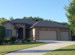 21129 Prairie Stream Dr, Adel, IA 50003