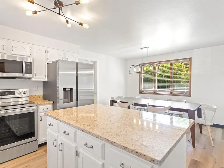 2185 Upham St — Photo 14