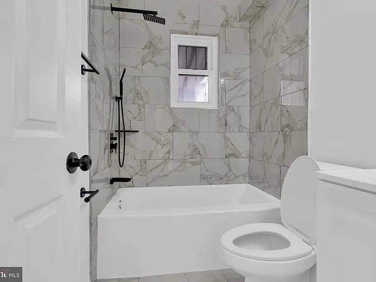 518 Oglethorpe St NE — Photo 43