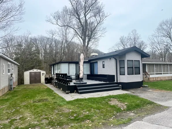 490 Empire Rd #Tri016, Pt Colborne, ON L0S 1R0