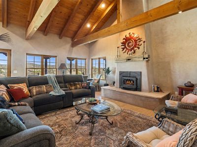 19 Camino Amansador, Santa Fe, NM, 87508