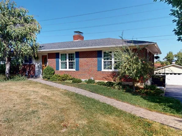 11076 Sharon Meadows Dr, Cincinnati, OH 45241