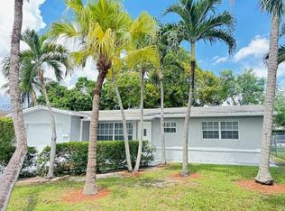6241 Sw St, Pompano Beach, FL 33060