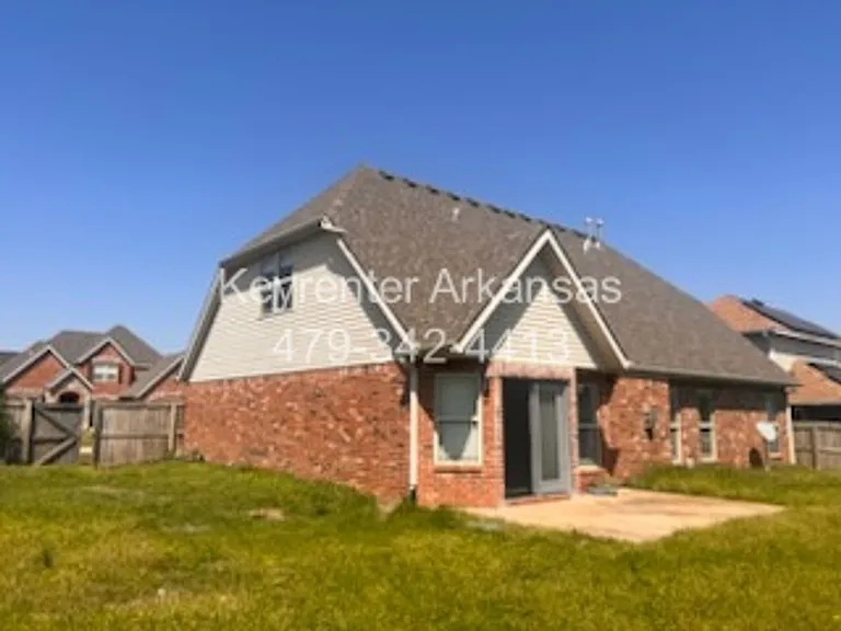 711 Saddlehorn Dr — Photo 15