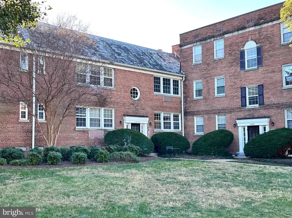 1804 W Abingdon Dr APT 102, Alexandria, VA 22314