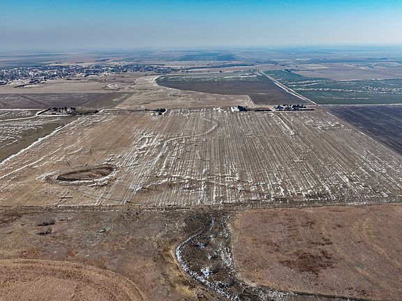 5th image of 141 S Kaw Rd