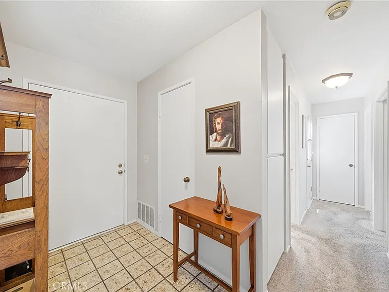 1286 Antigua Cir — Photo 14