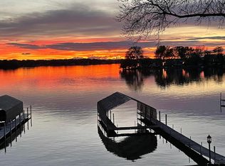 3900 Sunset Dr, Spring Park, MN 55384