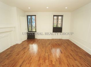 144 1st Ave #3, New York, NY 10009