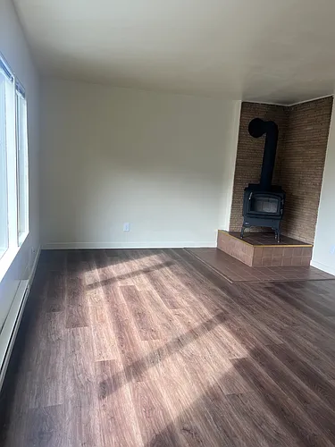 1020 Belmont Ave E #3 Photo 1