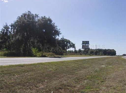 4th image of 6075 N Orange Blossom Trl