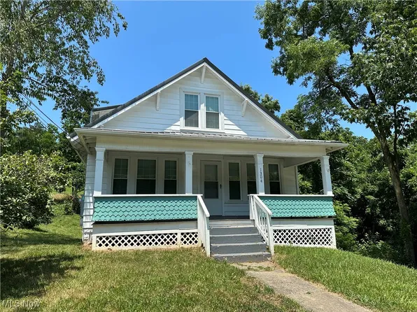 1304 Division St, Parkersburg, WV 26101