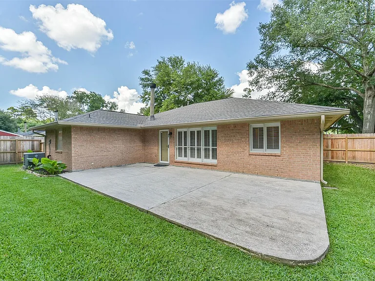 4111 Hermitage Hollow Ln — Photo 30