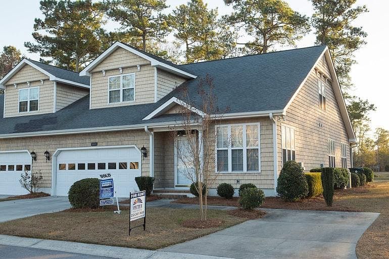 1st image of 200 Reserve Green Dr