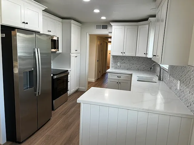3245 W Dovewood Ln — Photo 3