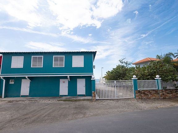 2nd image of Calle Aa #33