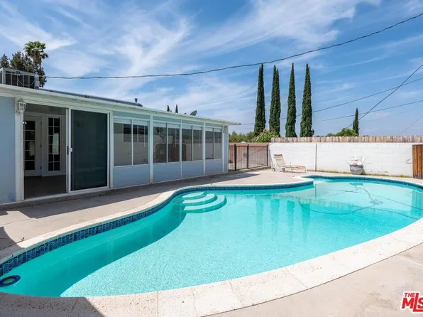 18717 Kimbrough St, Santa Clarita, CA 91351