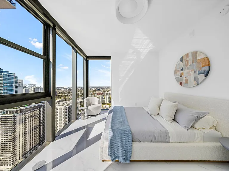 700 NE 24th St #4007 — Photo 54