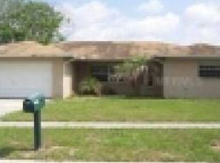 128 Valley Cir, Brandon, FL 33510