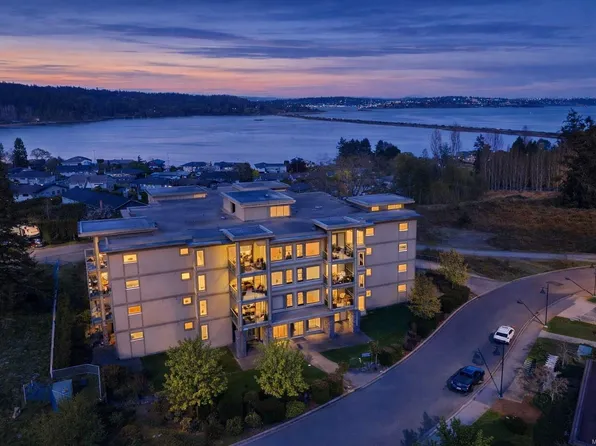 3223 Selleck Way #204, Colwood, BC V9C 0E7