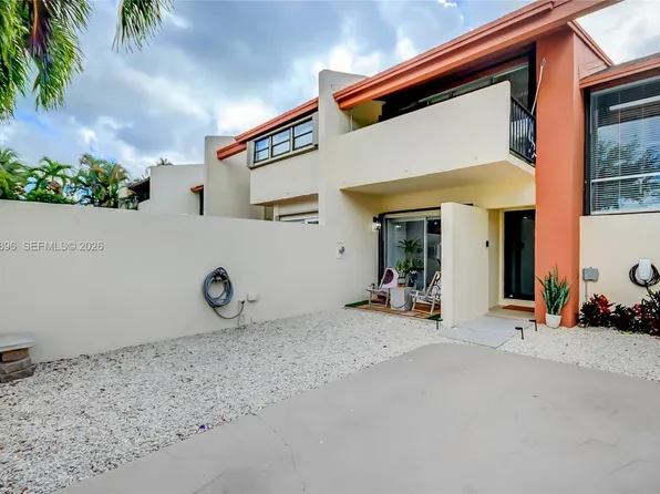 7700 SW 103rd Pl, Miami, FL 33173