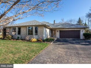 8627 Hiawatha Ave, Eden Prairie, MN 55347