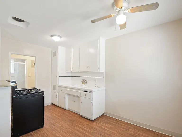 236 E Olive Ave #K — Photo 4