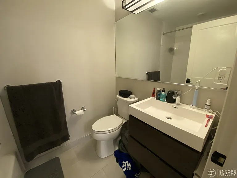 24 Everett St #3 — Photo 8