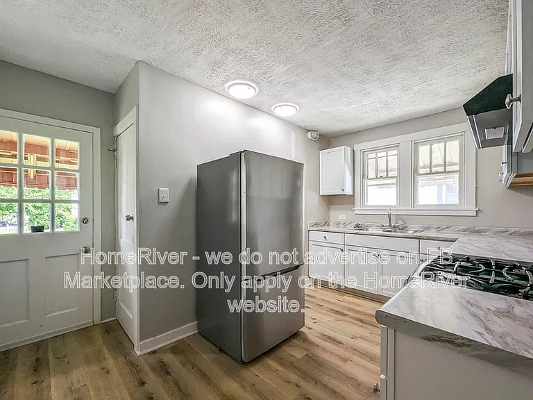 123 Brunswick Pl — Photo 13