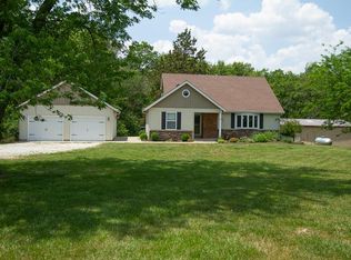 3557 Lone Hickory Dr, Troy, MO 63379