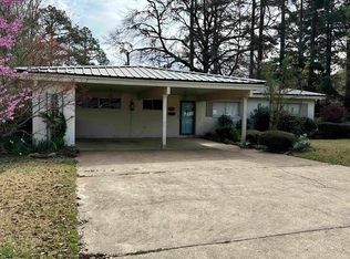 1910 Monzingo St, Magnolia, AR 71753