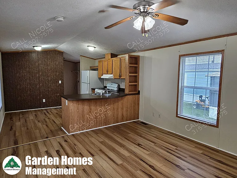 230 Maverick Ln — Photo 9