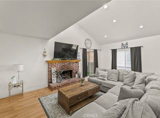 31373 The Old Rd UNIT G, Castaic, CA 91384