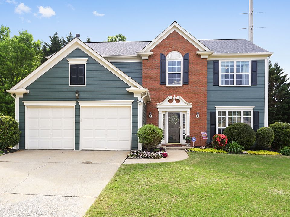 1st image of 662 Glenbarrett Ct NE