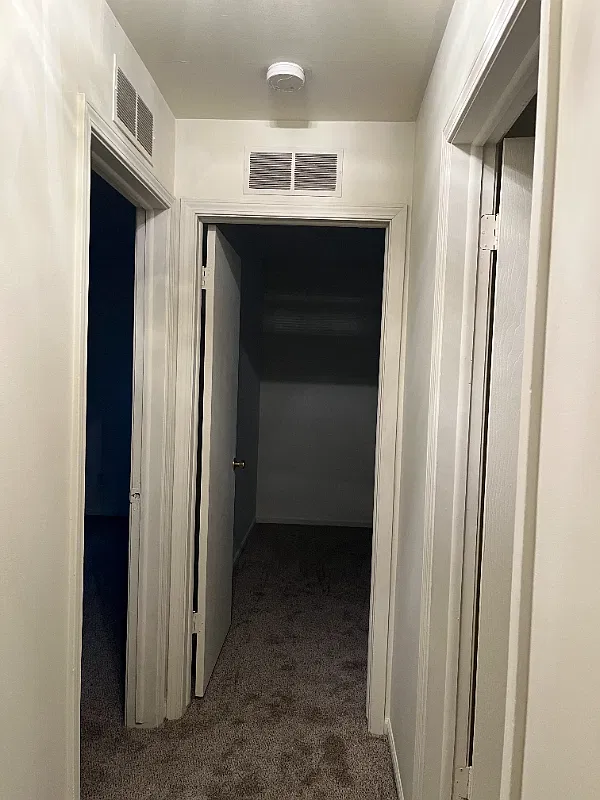 2 bedroom Condo for rent - Fraser - 15 Mile/Utica road area — Photo 4