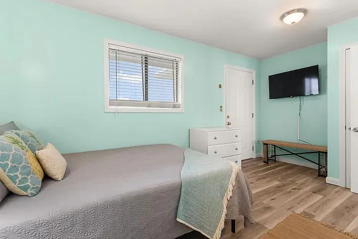 12 G St #54 — Photo 13