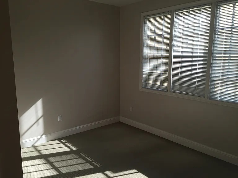 2319-2323 Shattuck Ave #303 — Photo 9