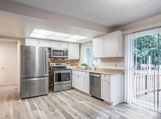 6508 185th Ave E, Bonney Lake, WA 98391