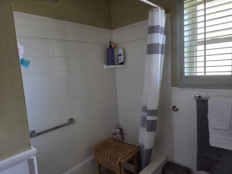 2501 E Drachman St — Photo 17
