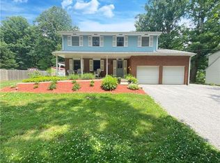 865 Edgewood Rd, Beaver Falls, PA 15010